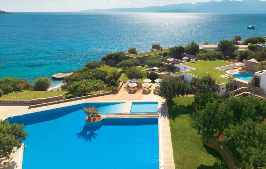 Piscine et vue sur la mer, hôtel Elounda Mare, Crète, Grèce