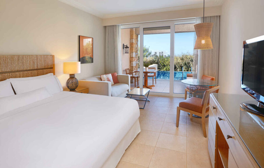 Chambre Infinity, hôtel The Westin Resort, Costa Navarino, Grèce
