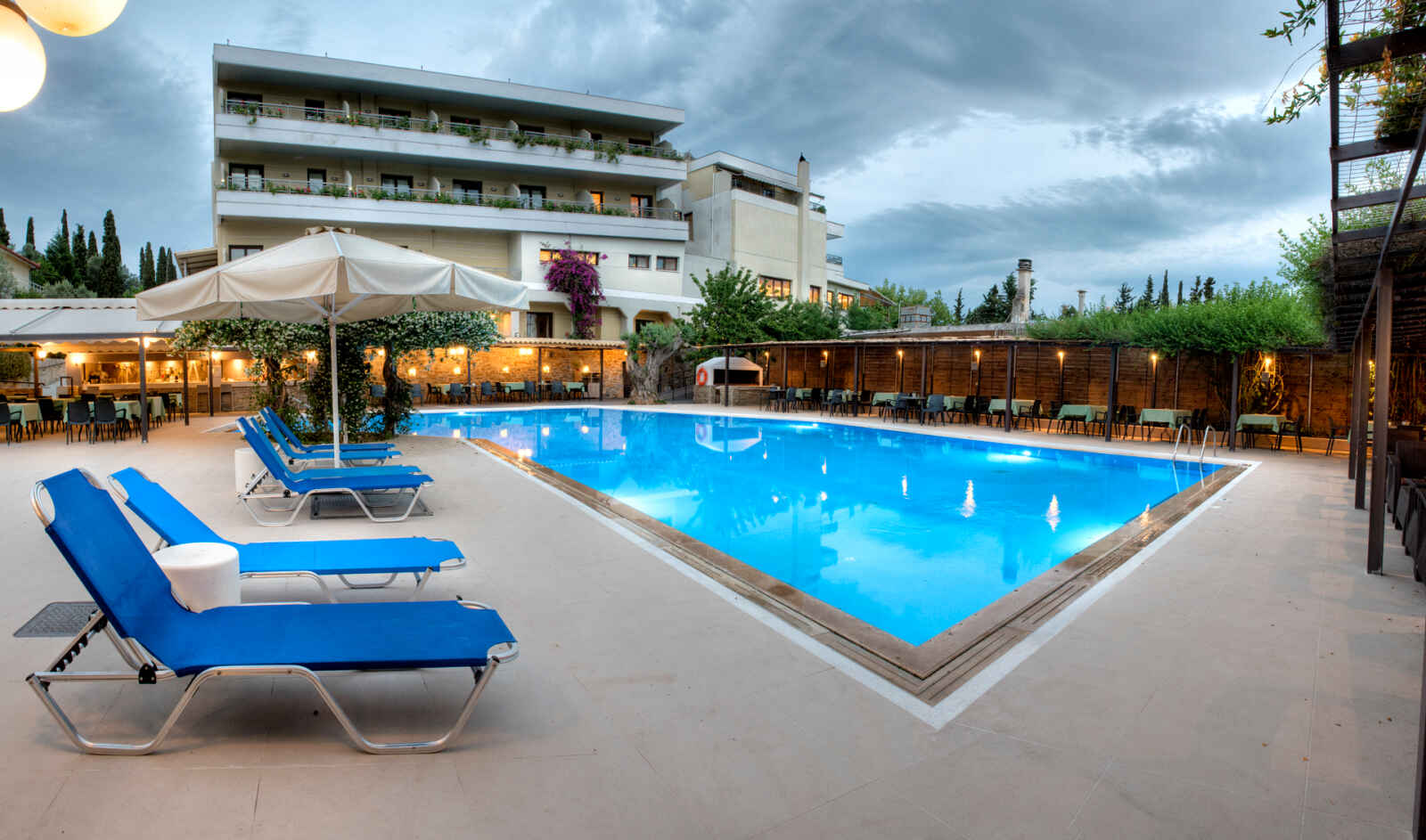 Grèce : Miramare Hotel Eretria