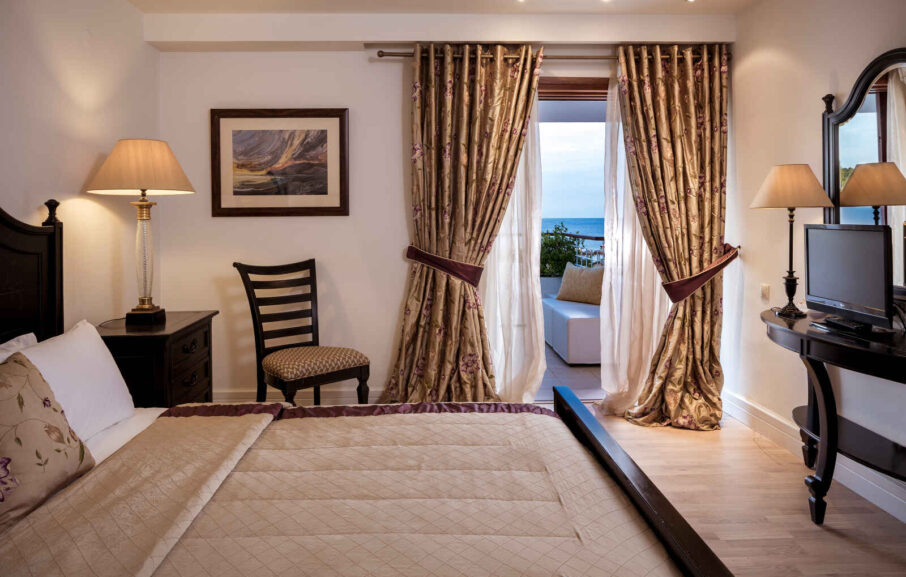 Suite junior, Hôtel Princess Resort, Skiathos, Grèce.