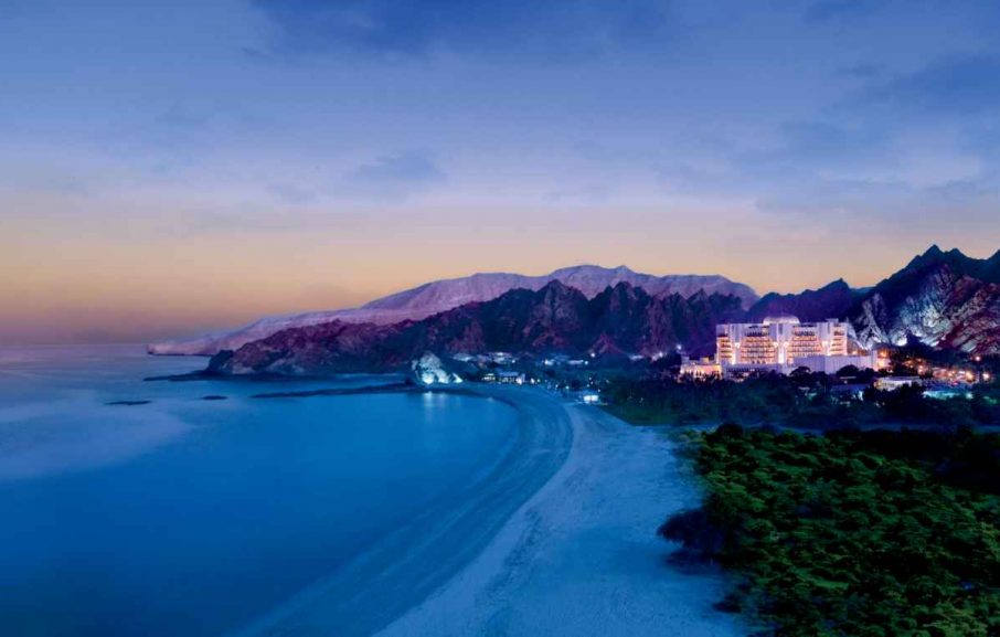 Vue générale de nuit, Al Bustan Palace, A Ritz-Carton Hotel, Oman