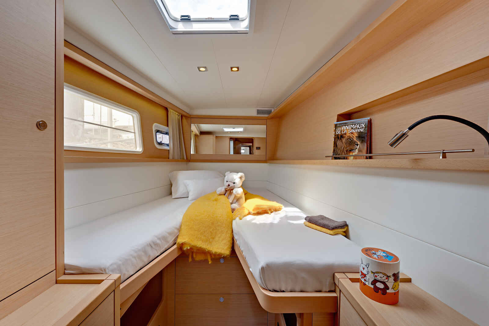 Cabine, Catamaran Lagoon 450, Globe Sailor