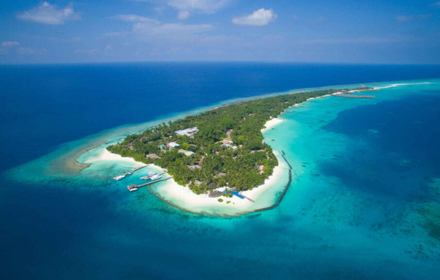 Vue aérienne, hôtel Kuramathi Island Resort, atoll de Rasdhoo, Maldives