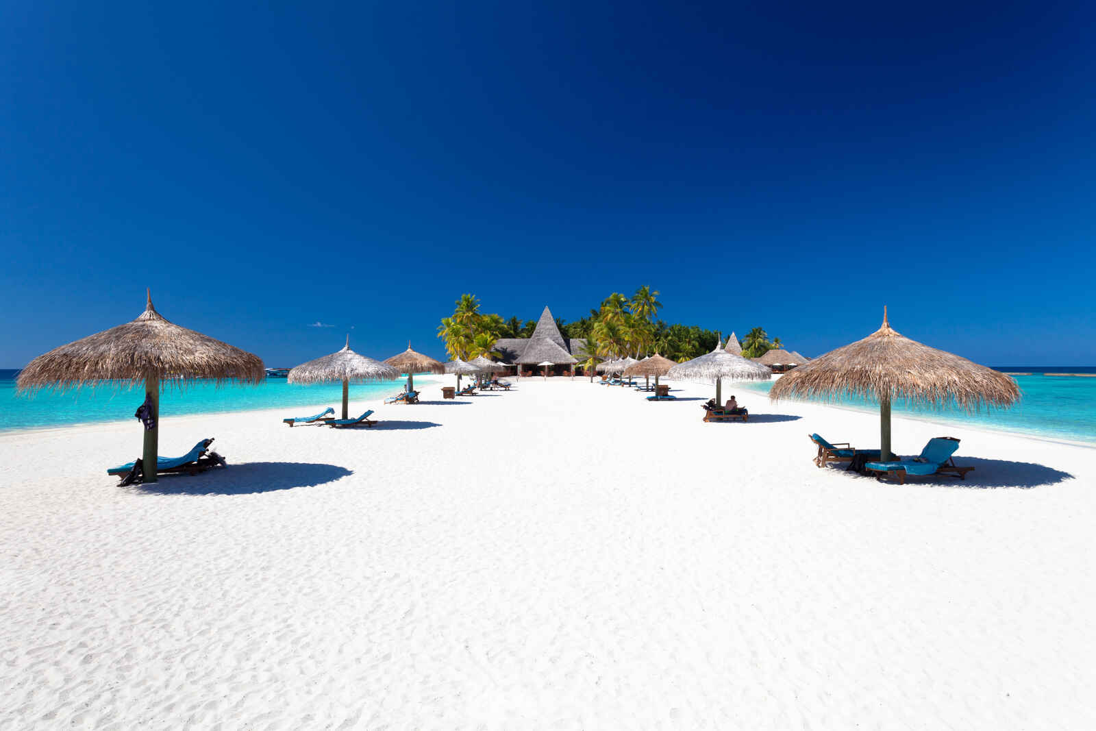 Maldives : Veligandu Island Resort & Spa