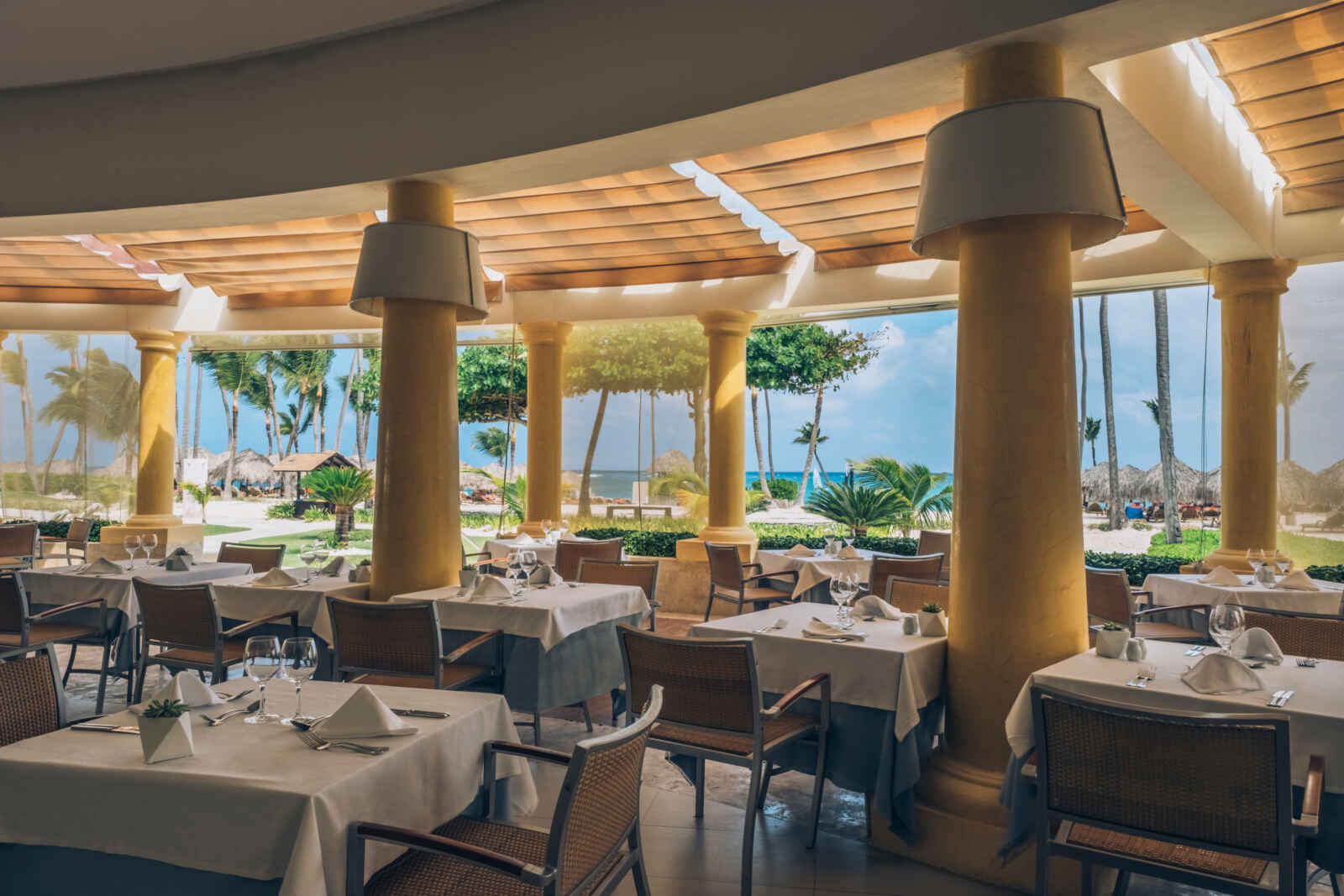 Vol + Hôtel dès € au Iberostar Grand Bavaro Séjour