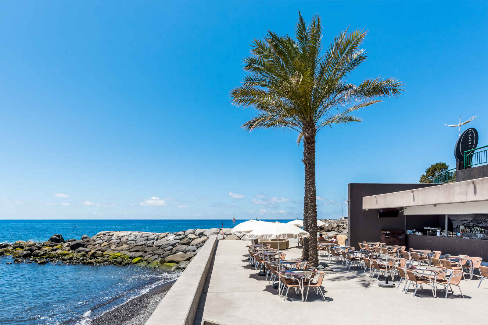 Calhau Beach Bar, Saccharum Resort and Spa, Madère, Portugal