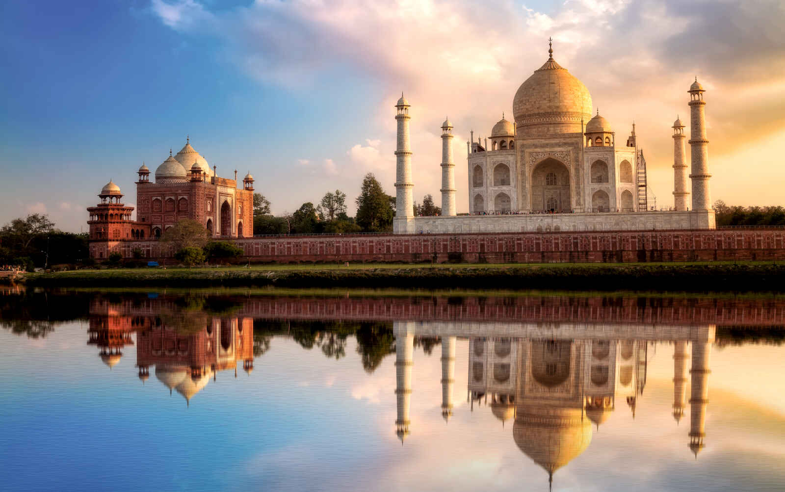 Taj Mahal, Agra, Delhi