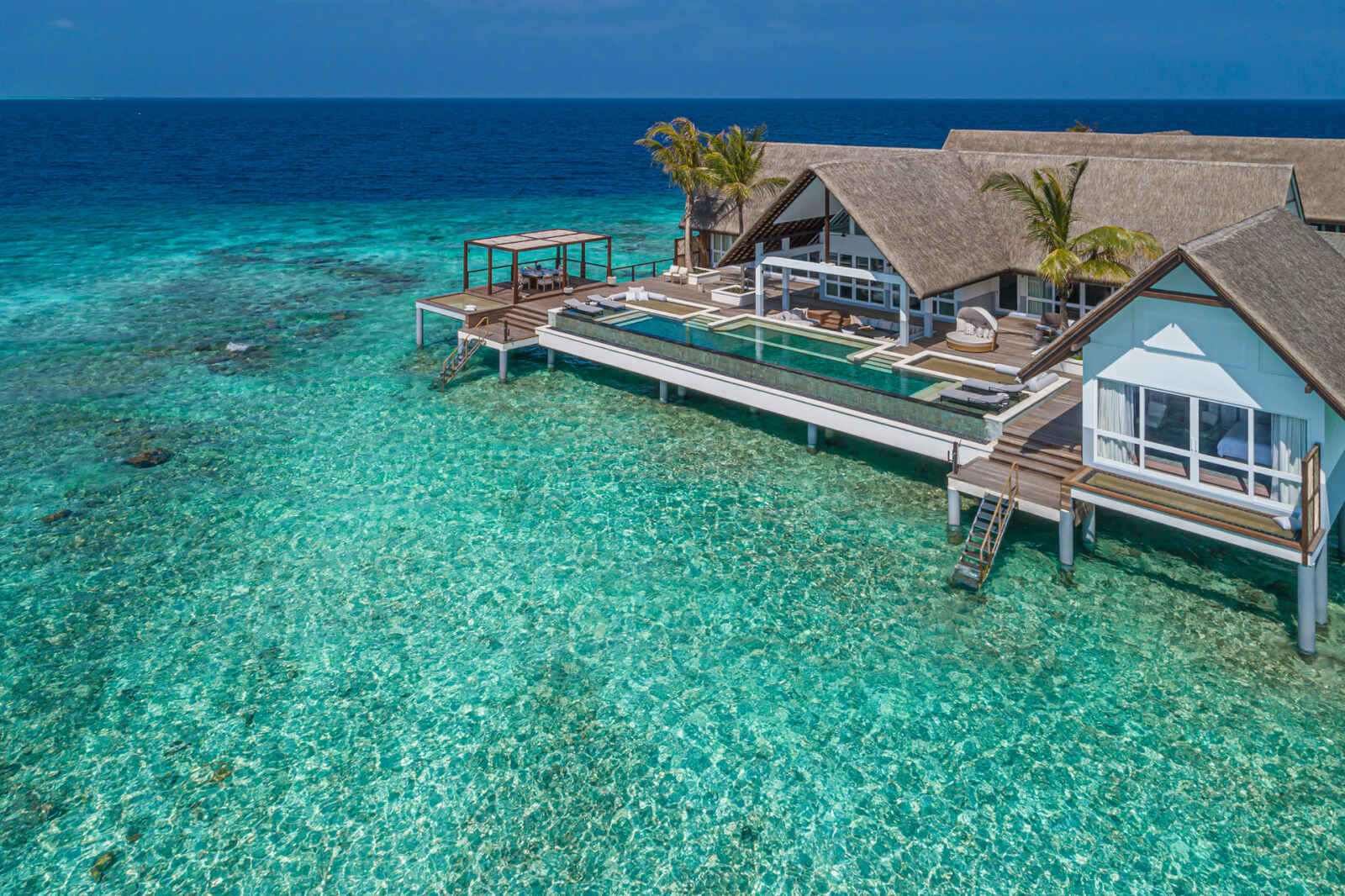 Villa 3 chambres sur pilotis, Four Seasons Resort Maldives à Landaa Giraavaru