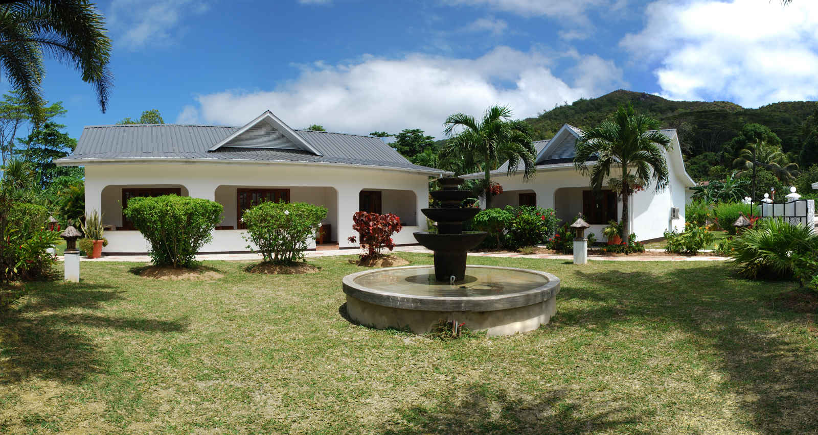 Villas, jardin, The Britannia Hotel, Grand Anse, Seychelles