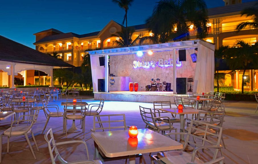 Star rock restaurant hotel Ibersostar Punta Cana Republique Dominicaine