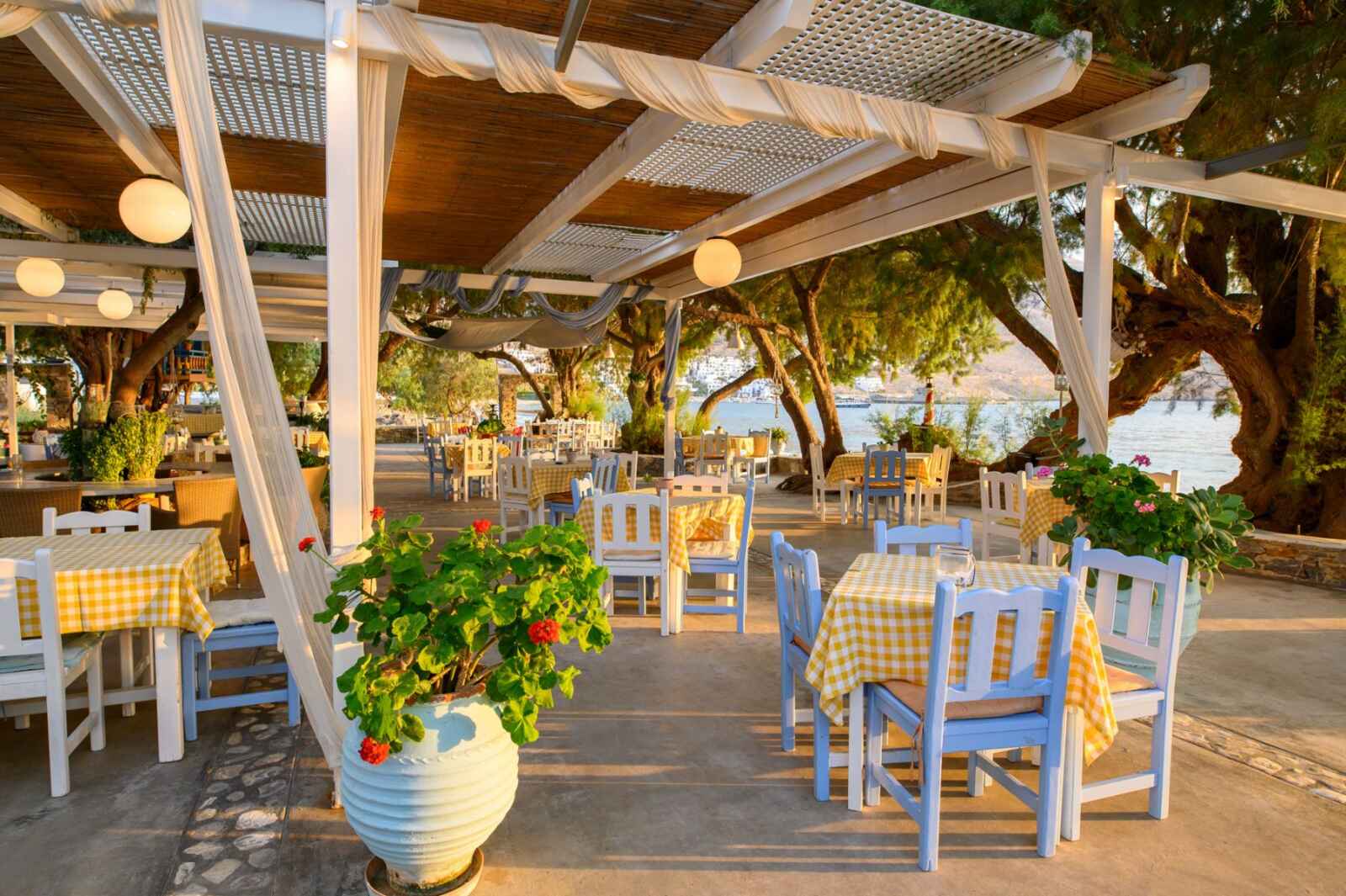 Restaurant, Lakki Village, Grèce