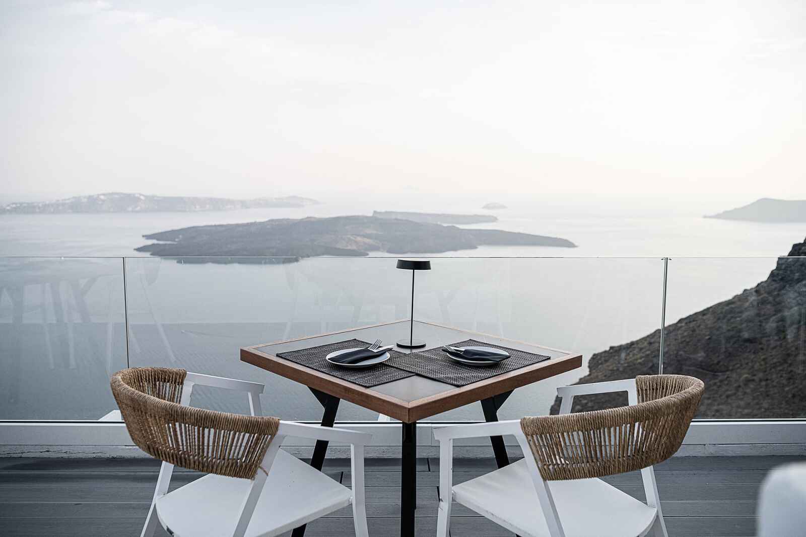 Terrasse du restaurant, On The Rocks Santorini