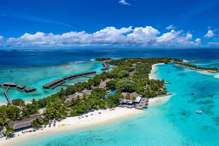 Maldives : Sheraton Full Moon Resort and Spa