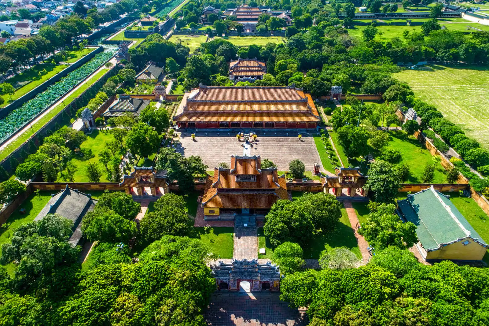 Vue aérienne, Temple Hung, Citadelle, Hué, Vietnam
