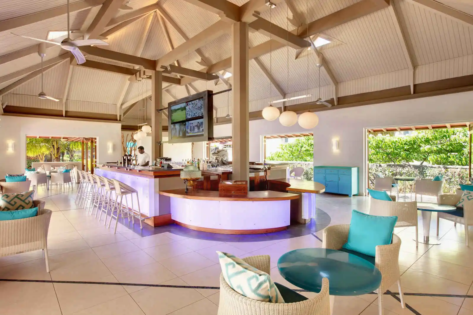 Bar Lounge, Tamassa, un hôtel tout inclus, LUX* Resorts, Bel Ombre, Ile Maurice