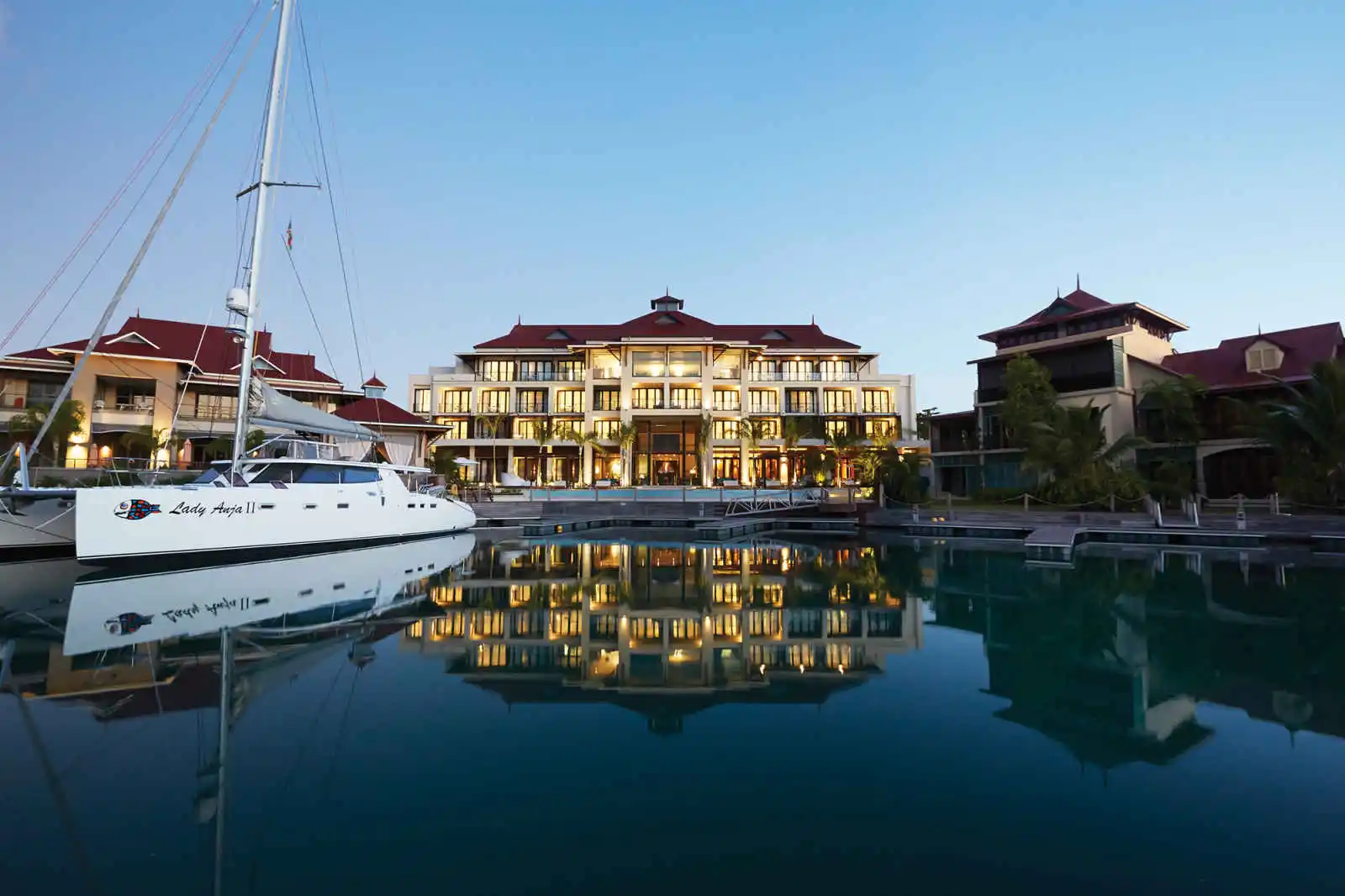Marina et vue extérieur, Eden Bleu Hotel, Mahé, Seychelles