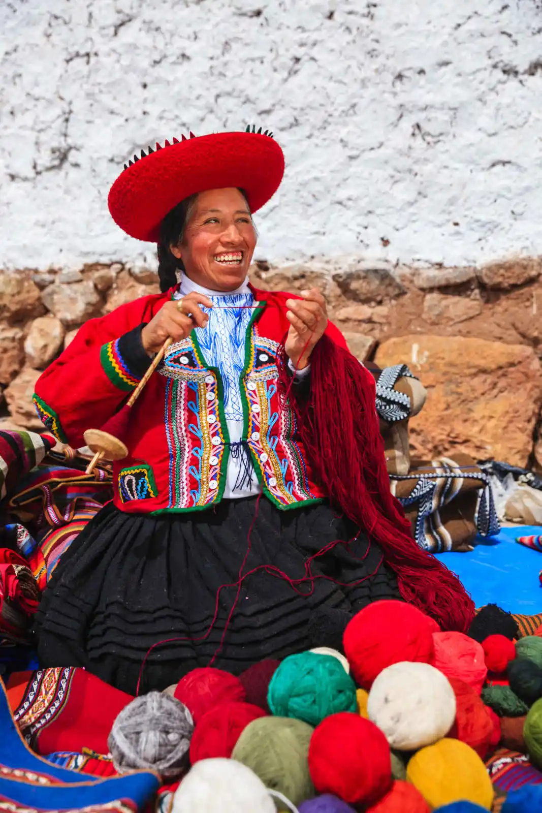 Vendeuse en tenue traditionnelle, Pérou