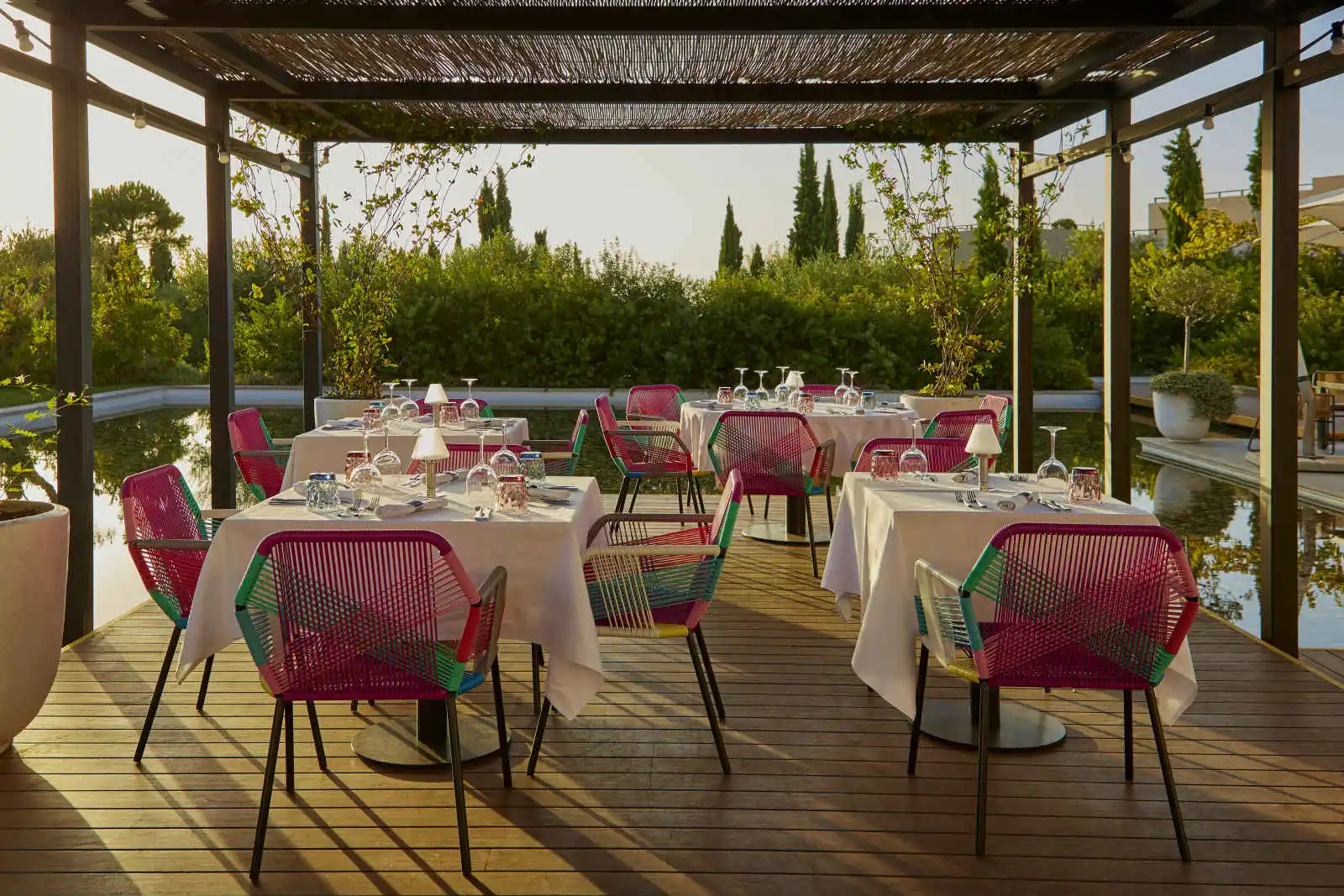 Restaurant Perovino, hôtel The Romanos, a Luxury Collection Resort, Costa Navarino, Grèce