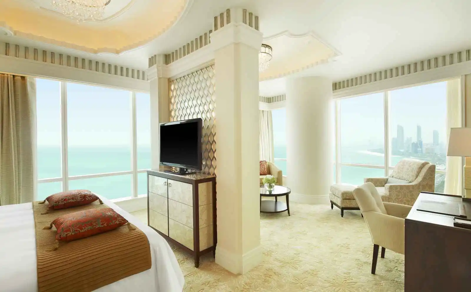 Grand Deluxe Suite, The St. Regis, Abou Dhabi