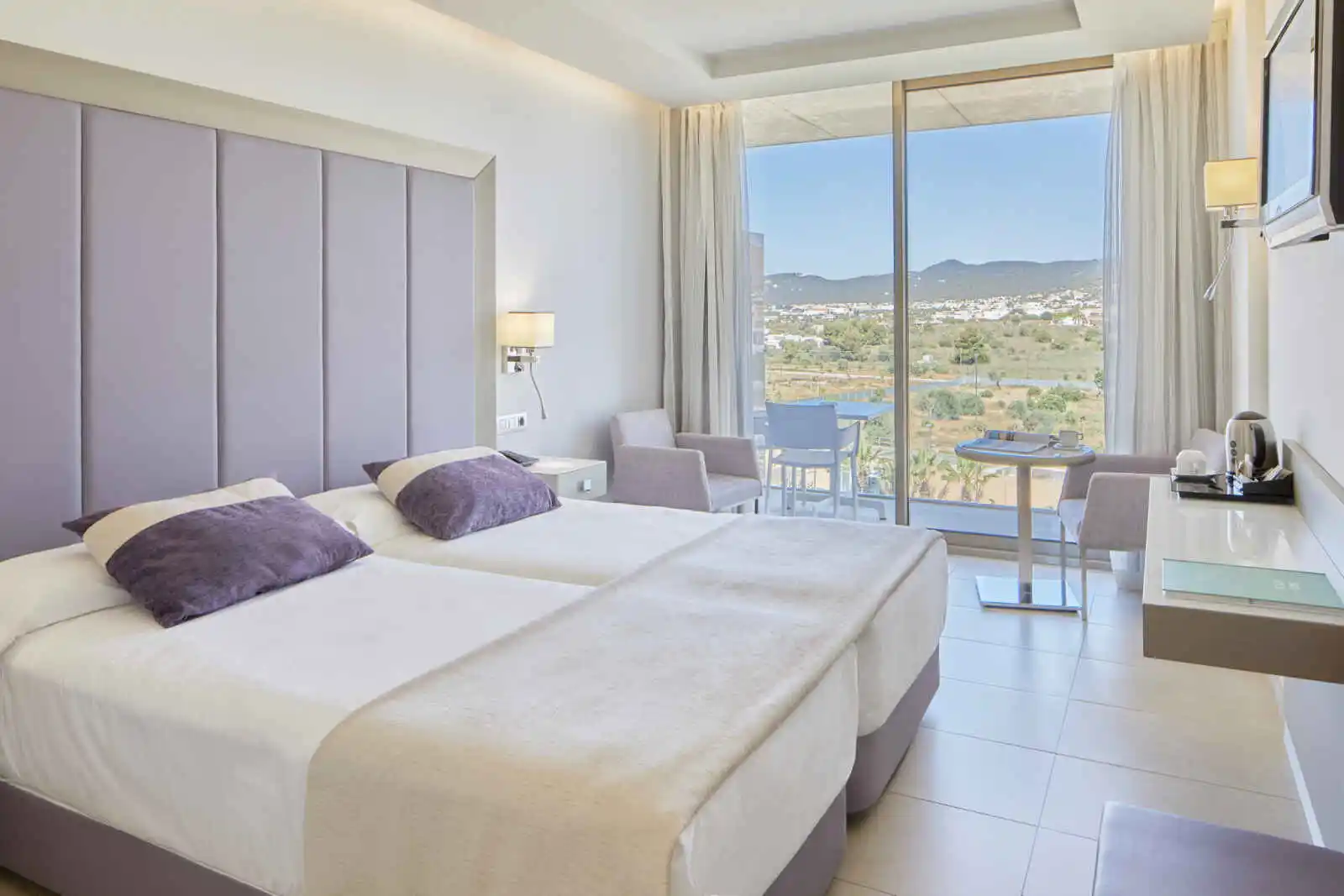 Chambre Standard vue montagne, Hôtel Torre del Mar, Ibiza, Baléares