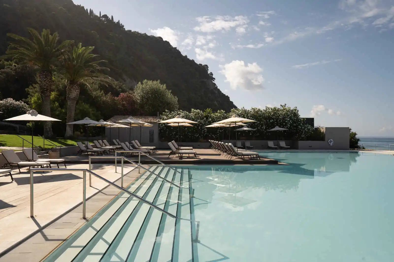 Piscine famille, Domes of Corfu, Autograph Collection, Corfou, Grèce