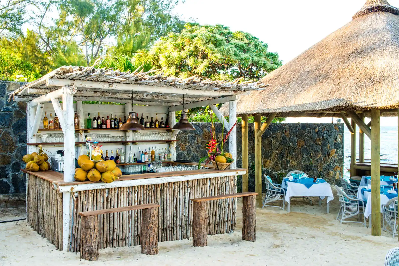 Bar sur la plage, Seapoint Boutique Hotel, Ile Maurice