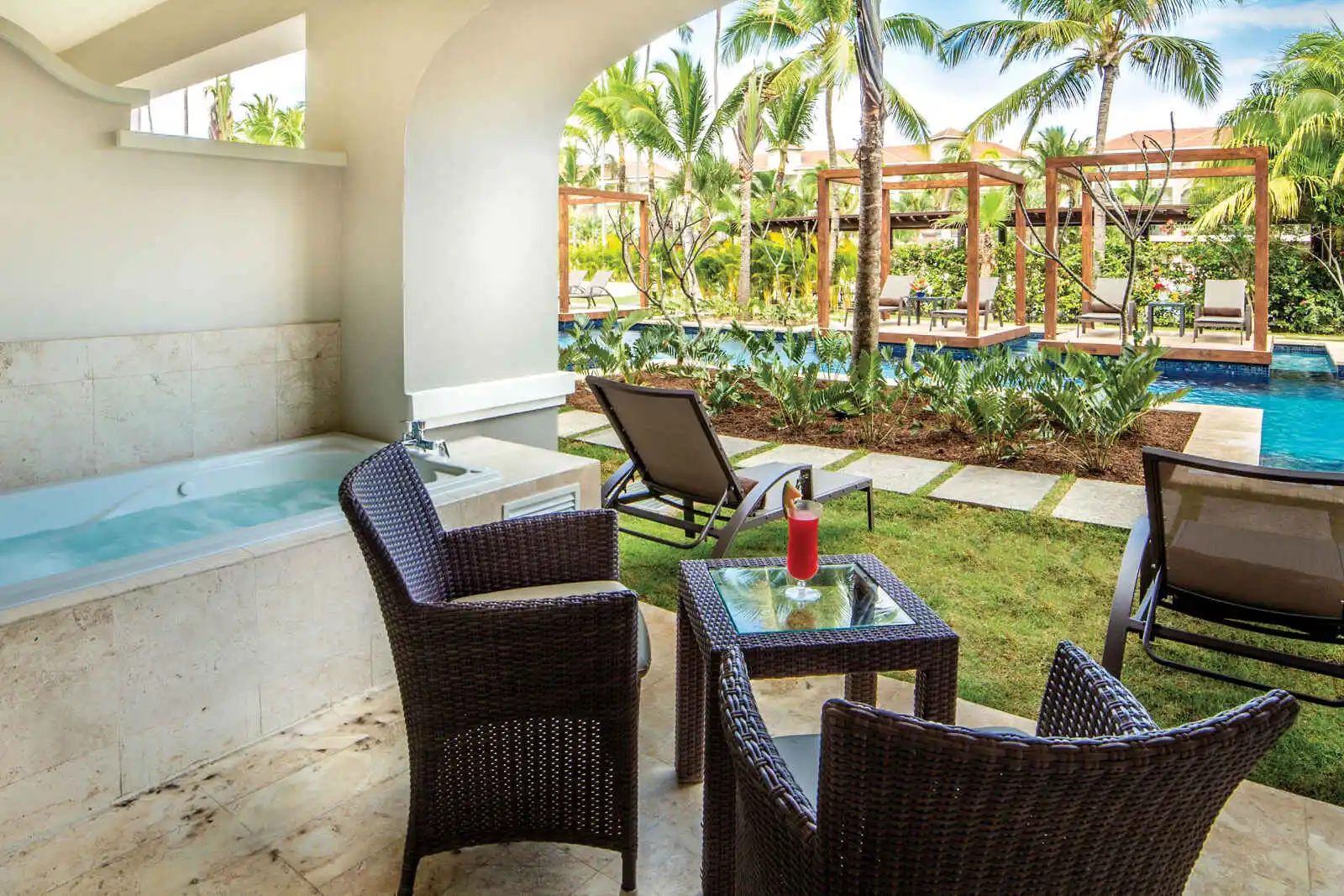 Preferred Club Junior Suite Swim Up, Hôtel Secrets Royal Beach Punta Cana, République Dominicaine