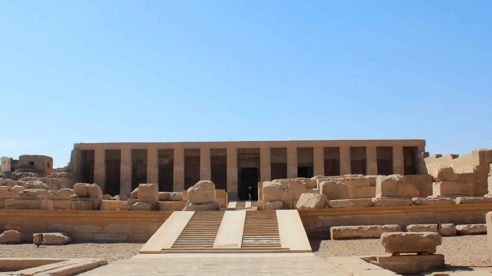 Entrée du temple d'Abydos, Sohag, Égypte