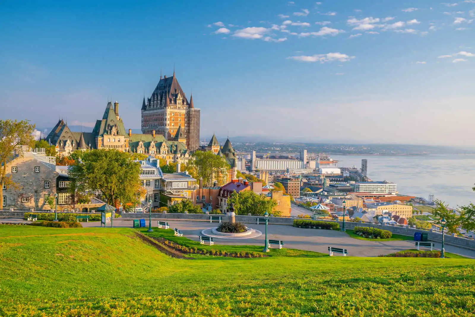 Vue sur la ville de Québec et le fleuve Saint-Laurent, Québec