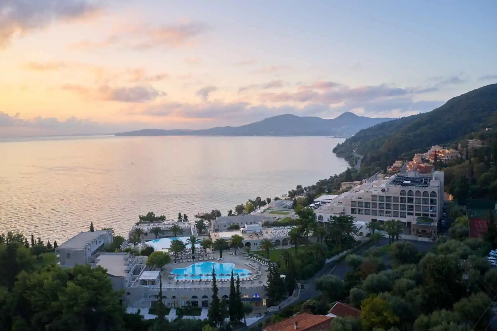 Vue aérienne de l'hôtel, hôtel Marbella Corfu