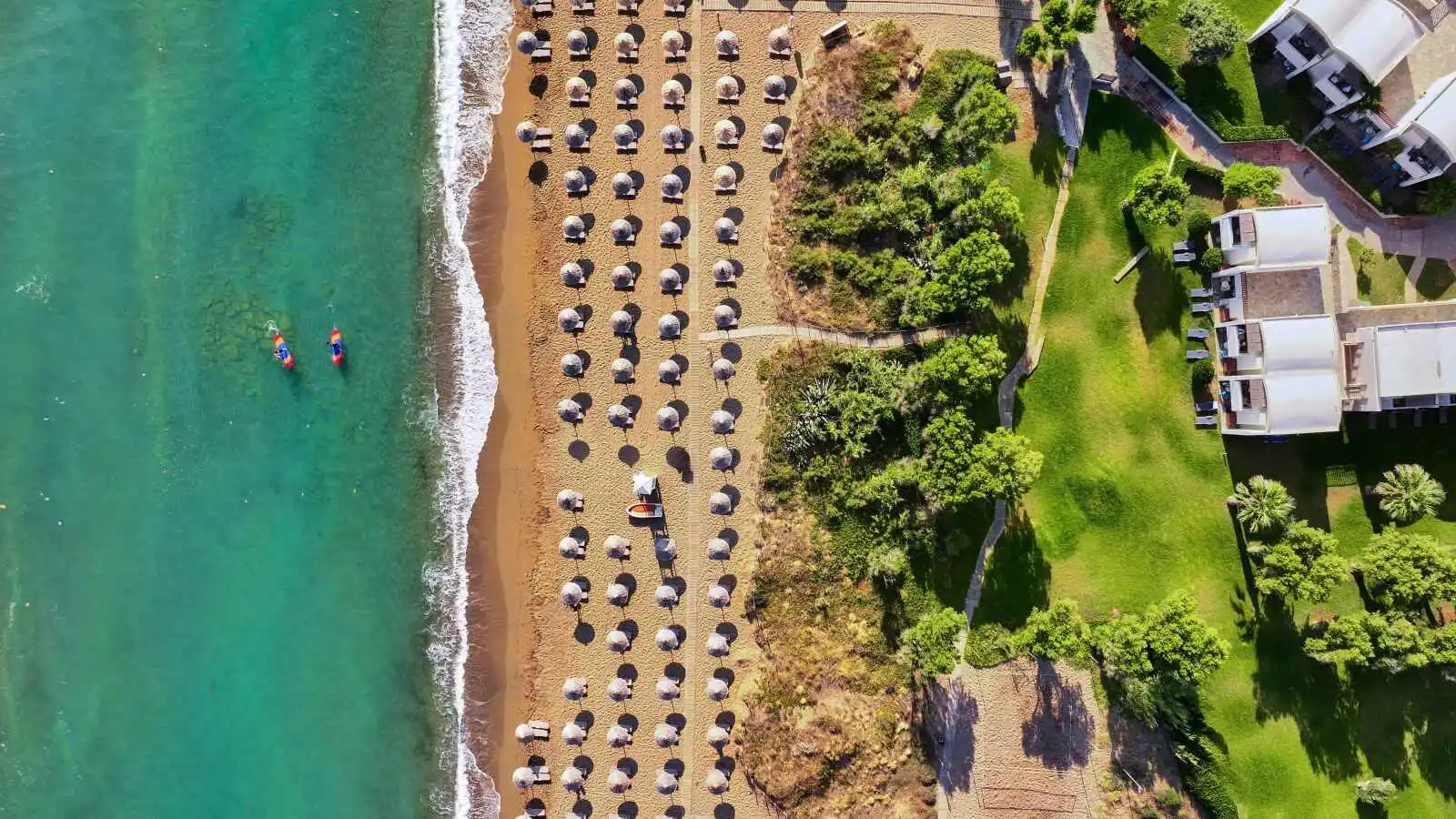 Vue aérienne de la plage de l'hôtel, hôtel Agapi Beach Resort