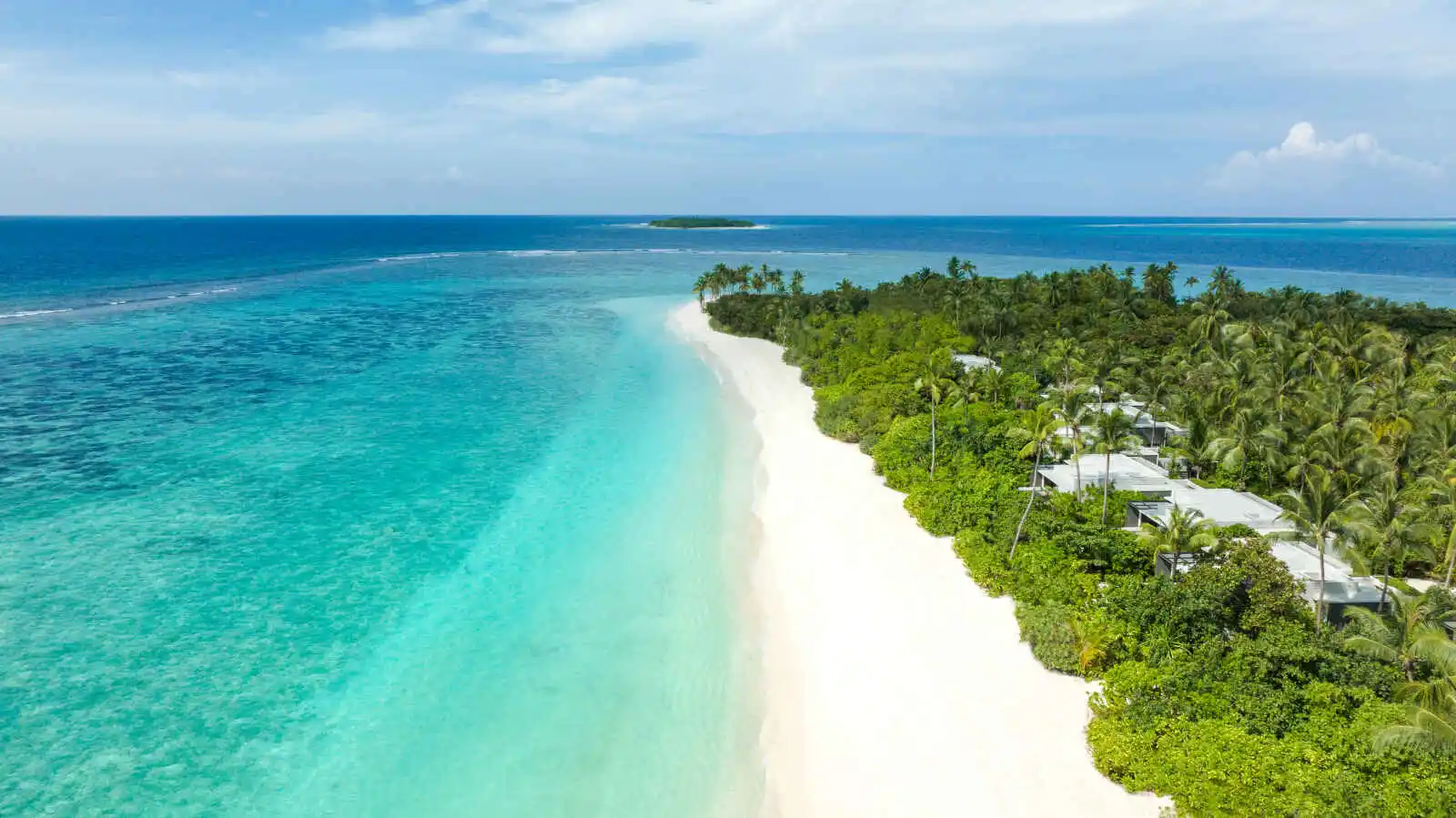 Plage de l'hôtel, Alila Kothaifaru Maldives