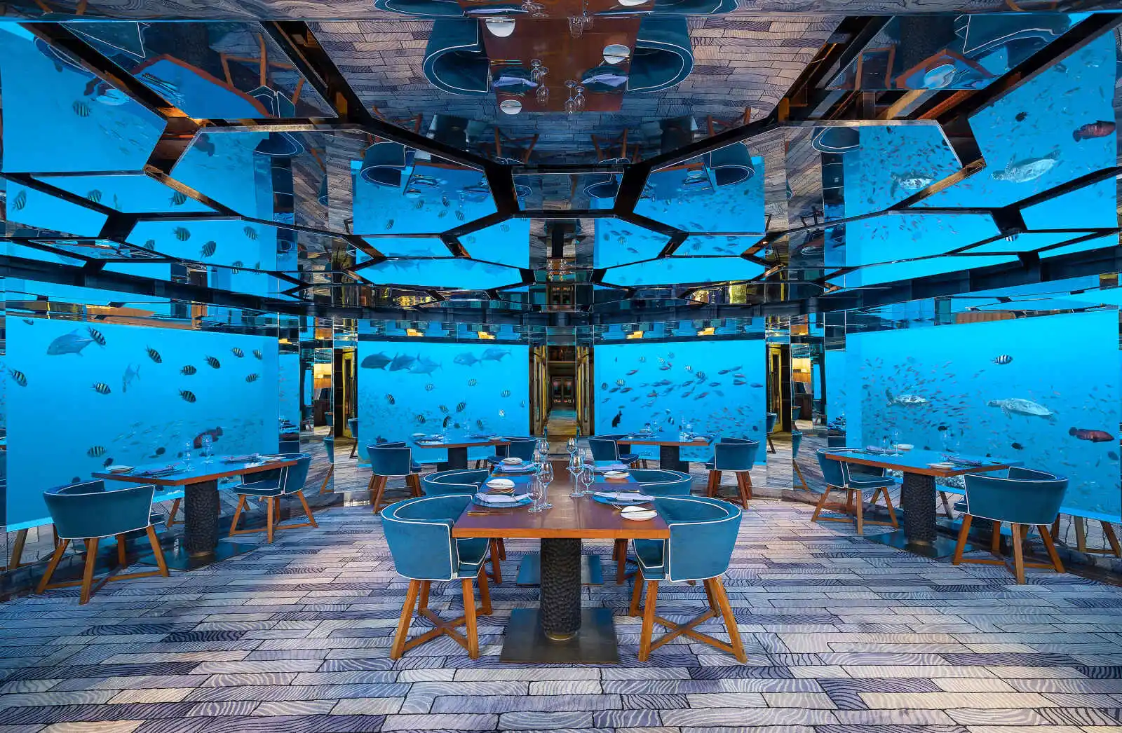 Restaurant Sea, Anantara Kihavah Maldives Villas