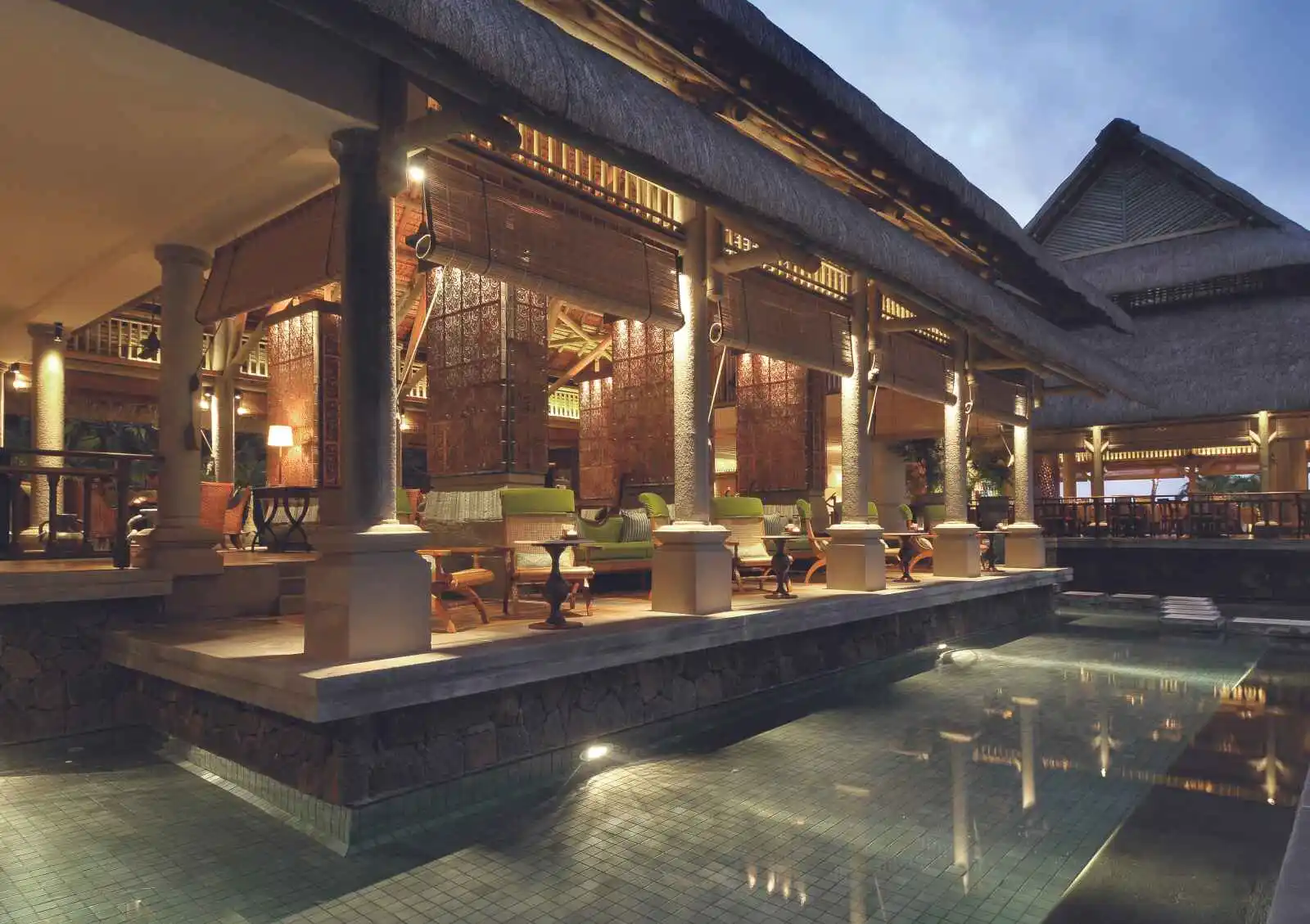 Lotus Lounge Bar, Constance Prince Maurice