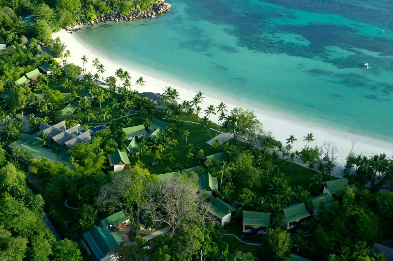 Vue aérienne chambres, Paradise Sun, Seychelles