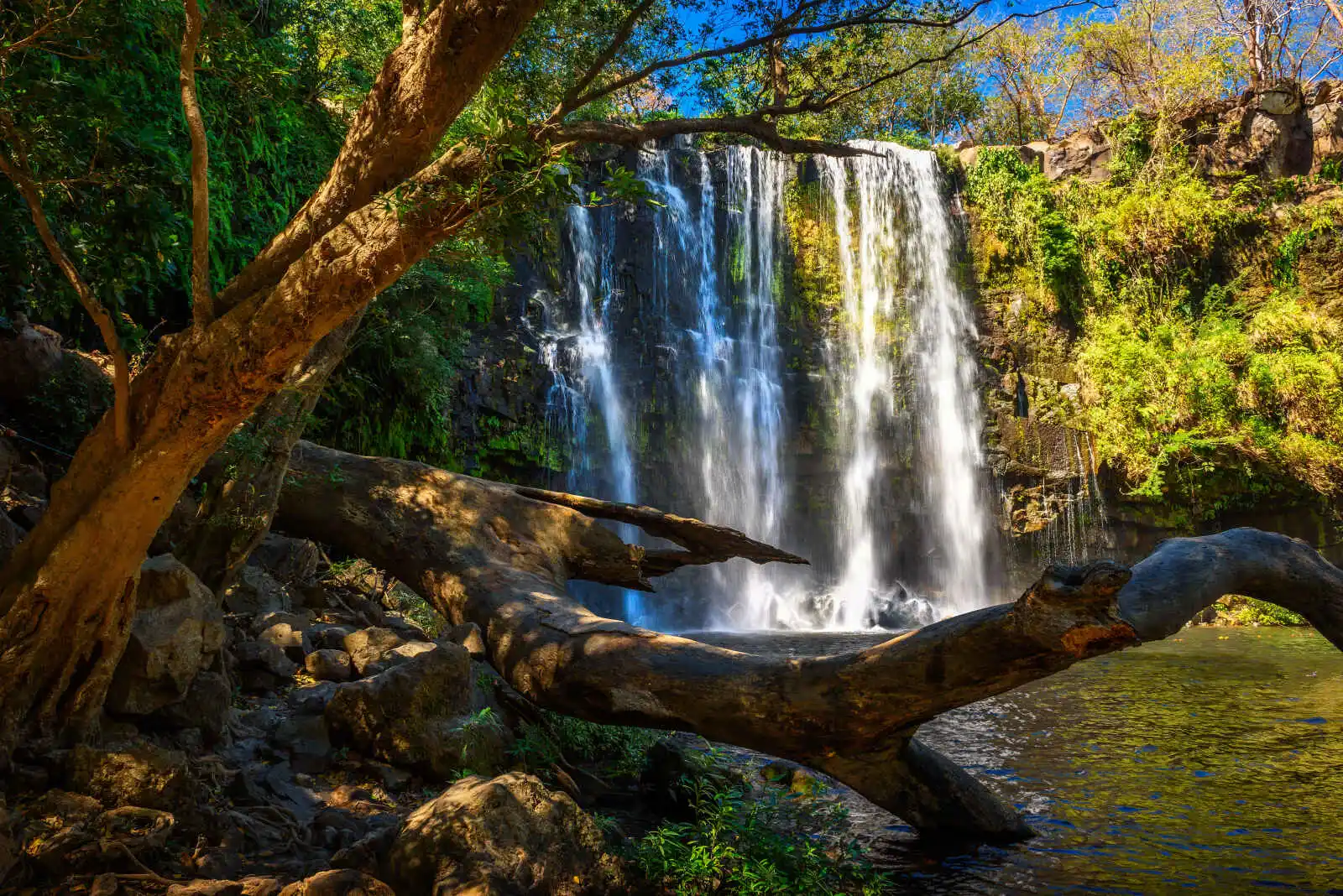 Cascade Llanos de Cortes, Bagaces