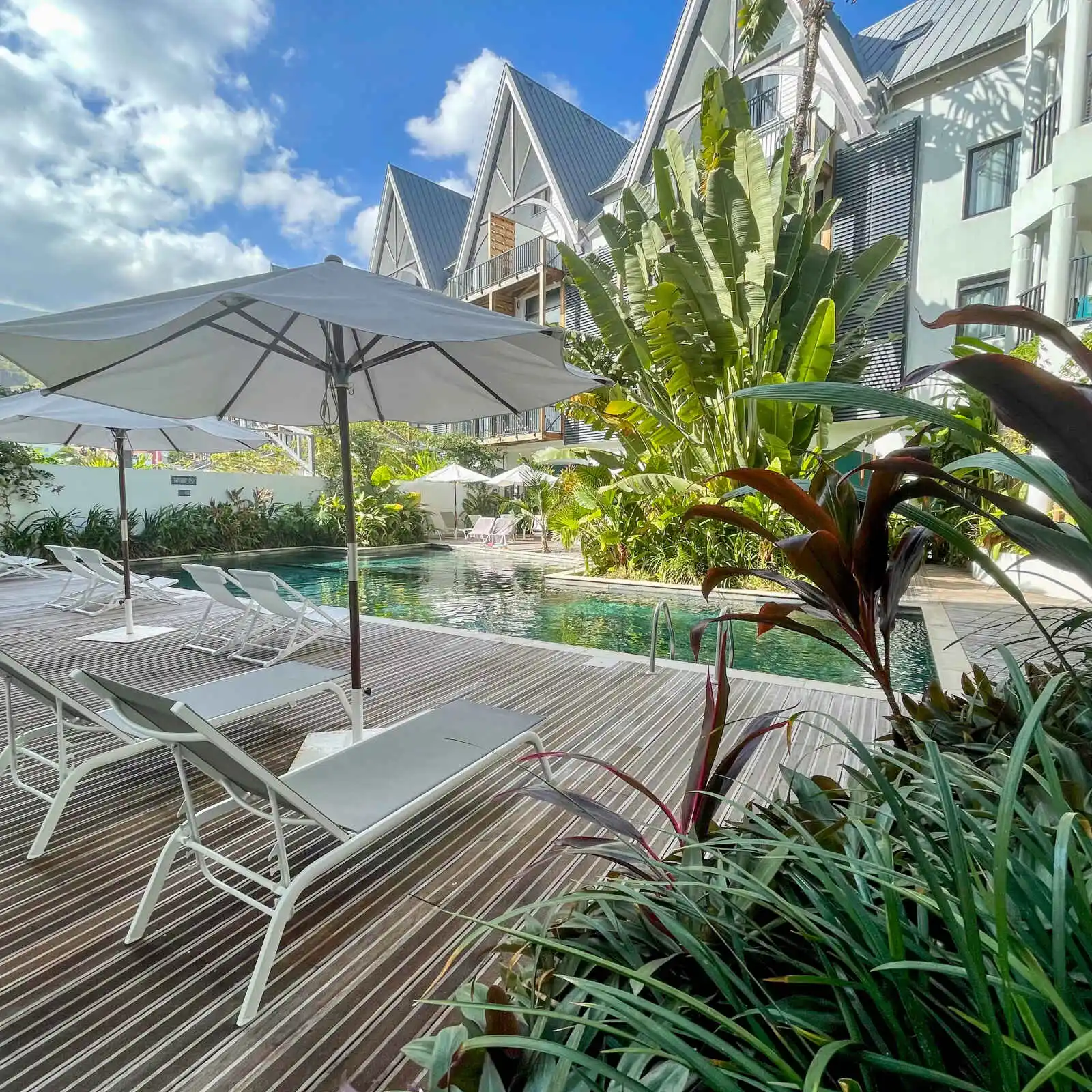 Piscine de l'hôtel, Santa Apolonia Résidence