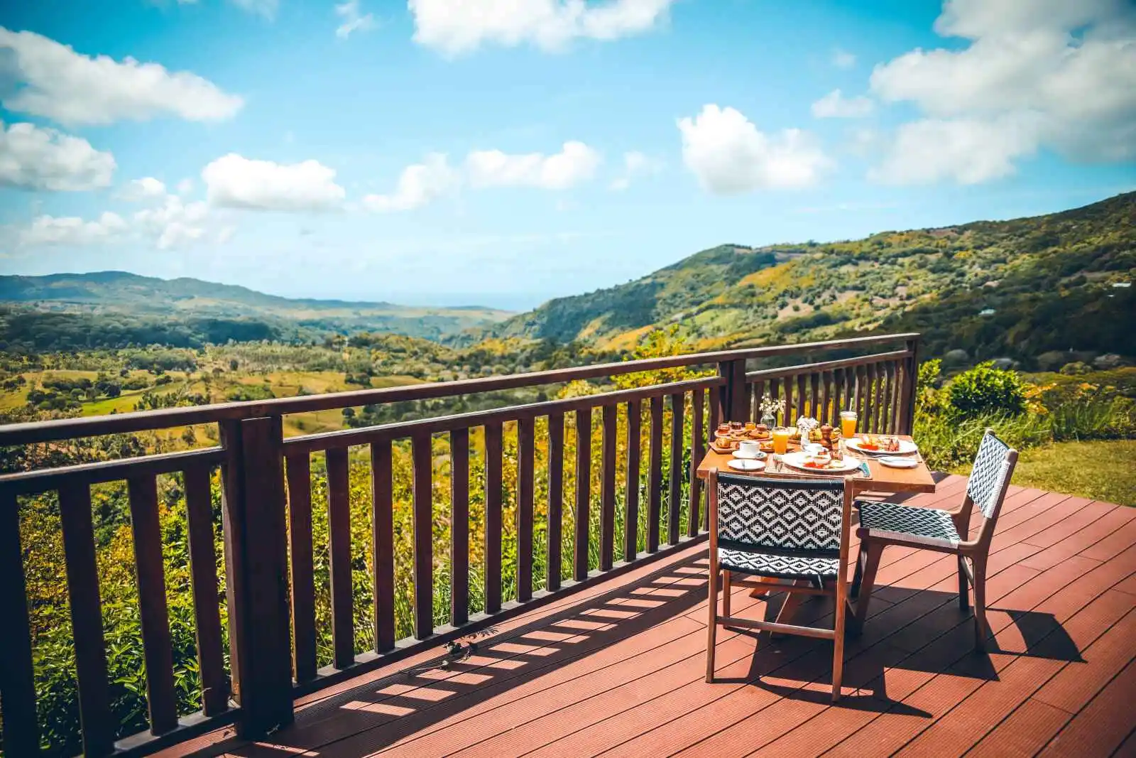 Petit-déjeuner servi au restaurant SeaForest, Chalets Chamarel