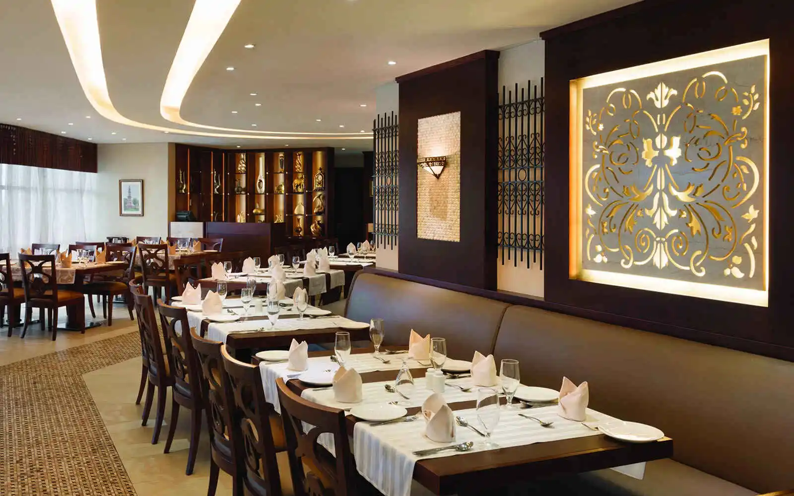 Restaurant Kareems, Ramada by Wyndham Abu Dhabi Corniche, Abou Dhabi