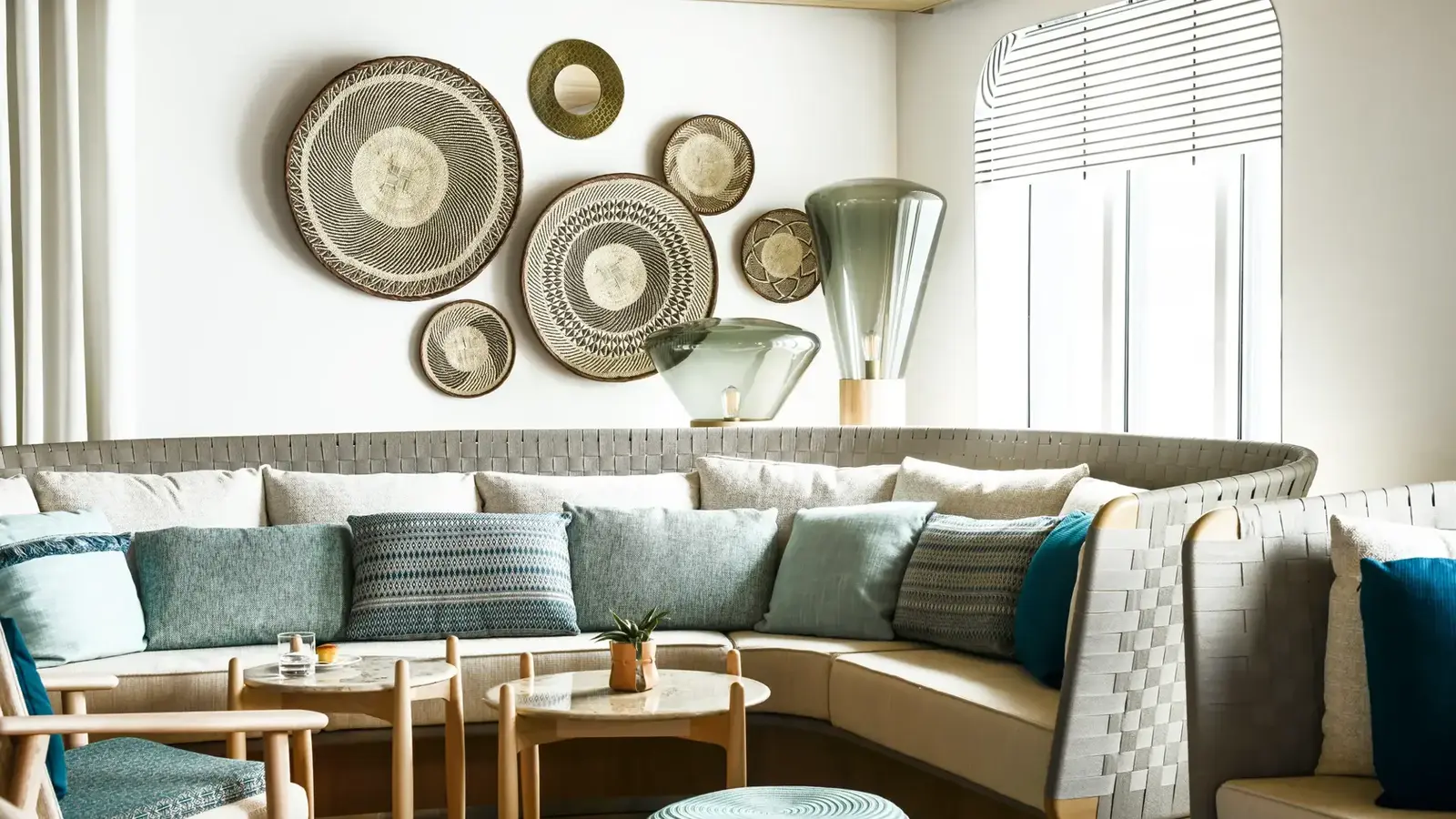 Salon bar, Le Champlain, Les Explorers, PONANT