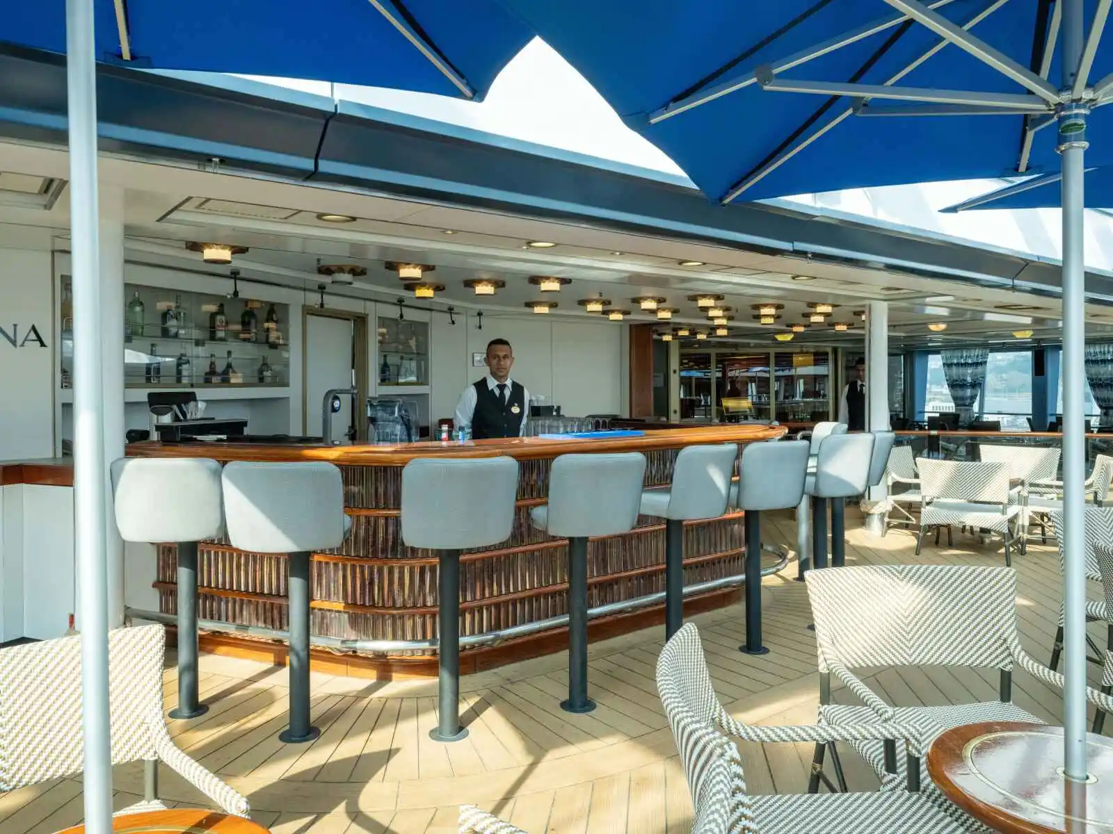 Bar de la piscine Moana, Renaissance