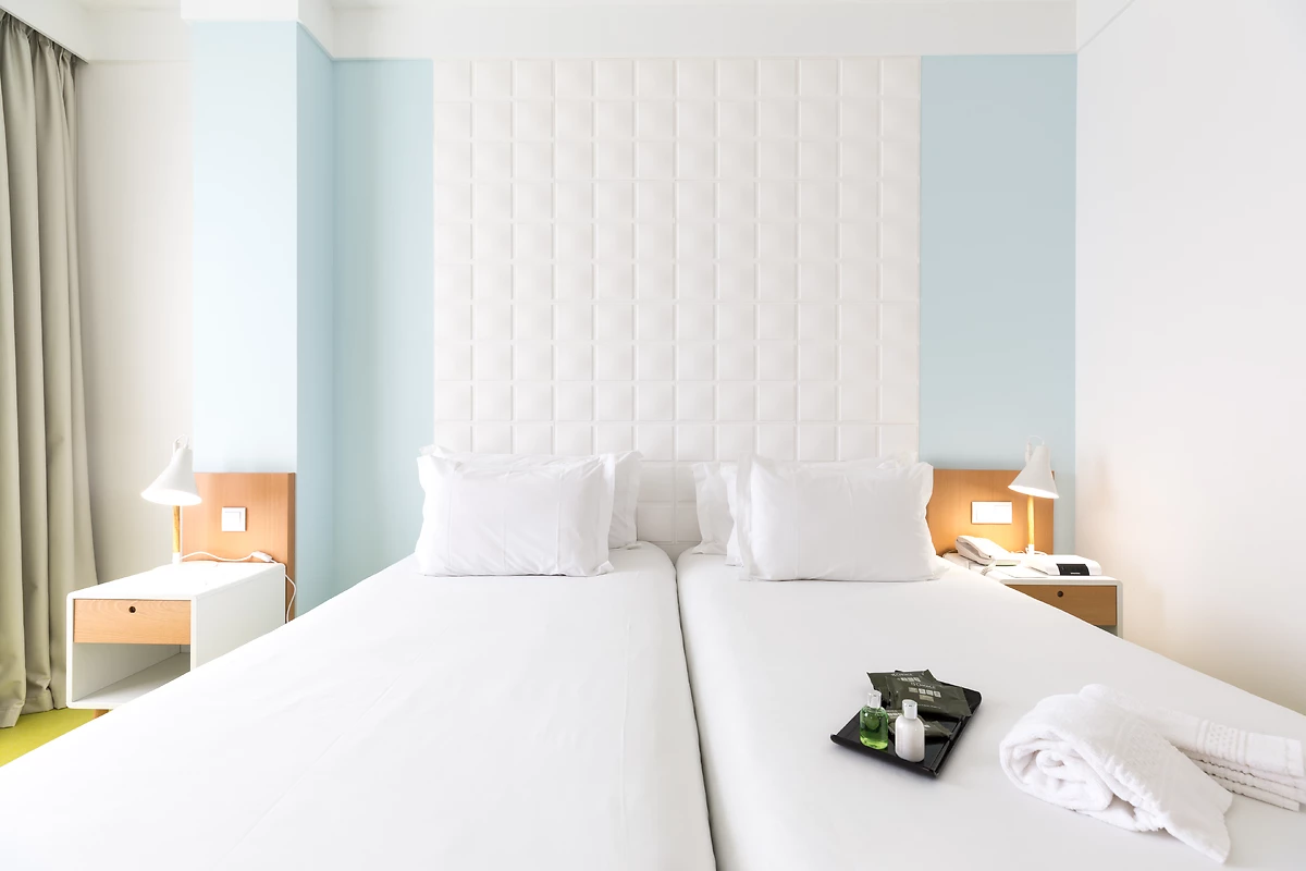 Chambre Twin, Legendary Porto Hotel, Porto, Portugal