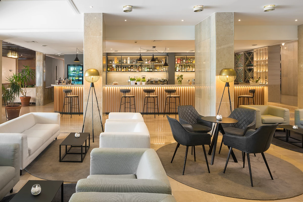 Vero Lobby Bar, Valamar Meteor Hotel, Makarska, Croatie