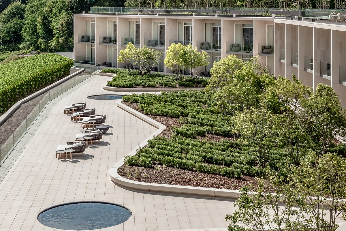 Europe : Royal Champagne Hotel & Spa