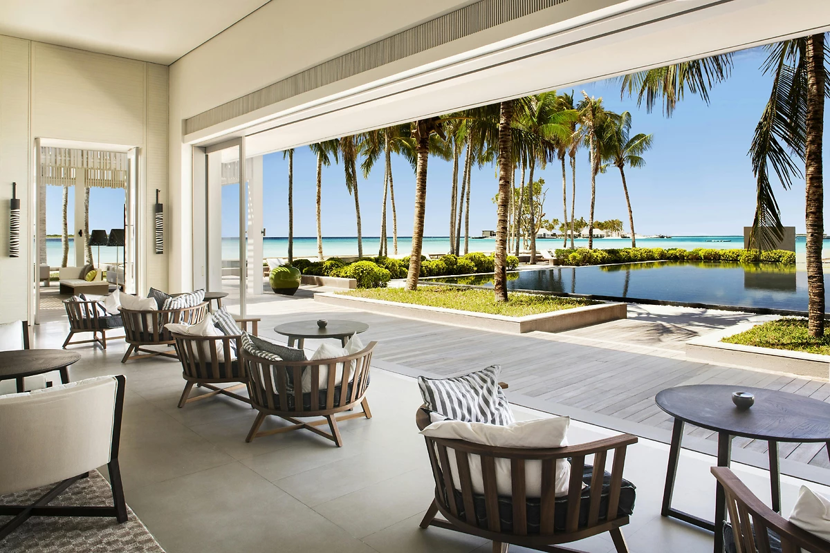 Bar Le White, Cheval Blanc Randheli