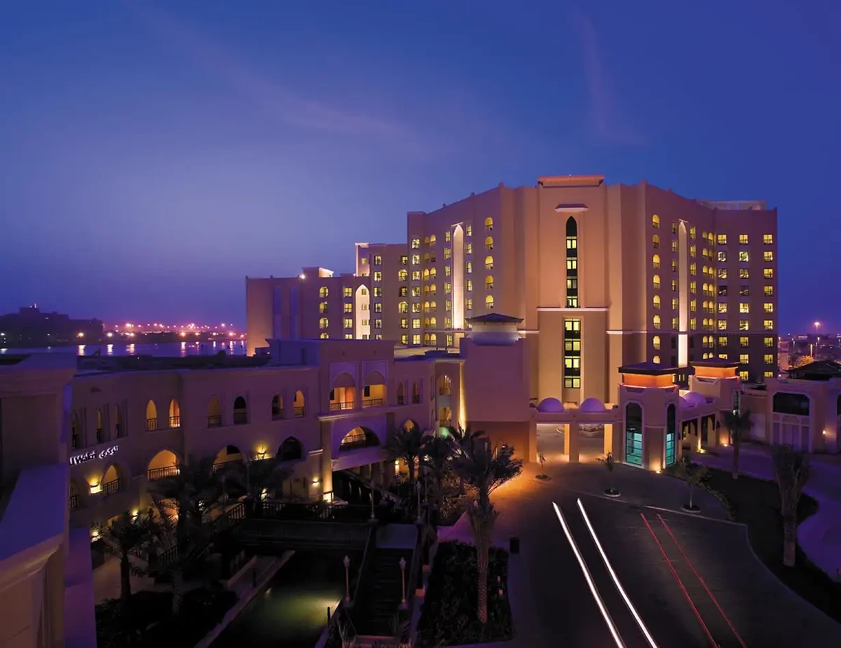 Abou Dhabi : Traders Hotel, Qaryat Al Beri