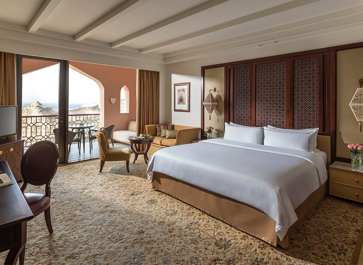 Sea View Deluxe Room, Shangri-La Al Husn Resort & Spa, Oman