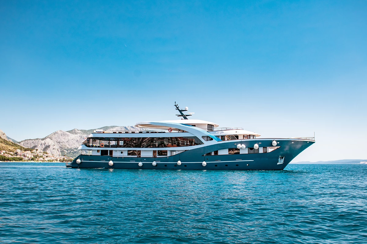 M/Y Adriatic Blue
