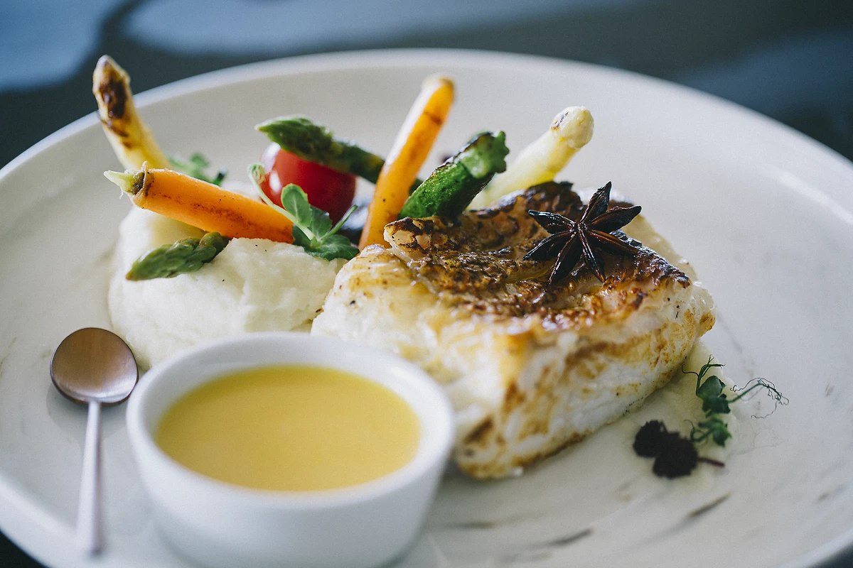 Plat servis au restaurant Losean, Raffles Seychelles