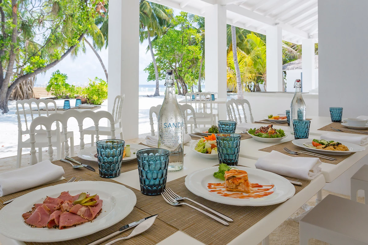 Repas servis dans l'un des restaurants de l'hôtel, Sandies Bathala